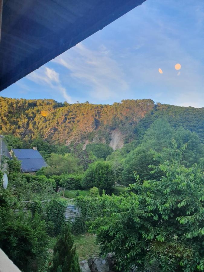 Le Bon Laboureur Otel Saint-Léonard-des-Bois Dış mekan fotoğraf